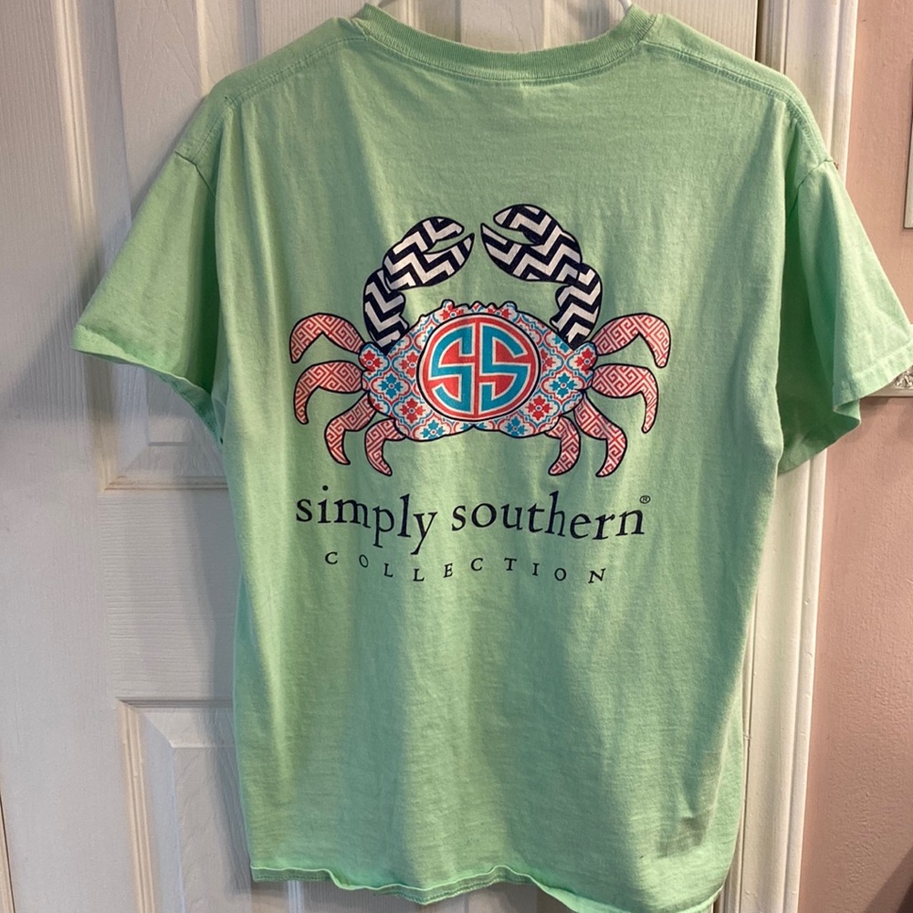 Very loved Simply Southern T-shirt